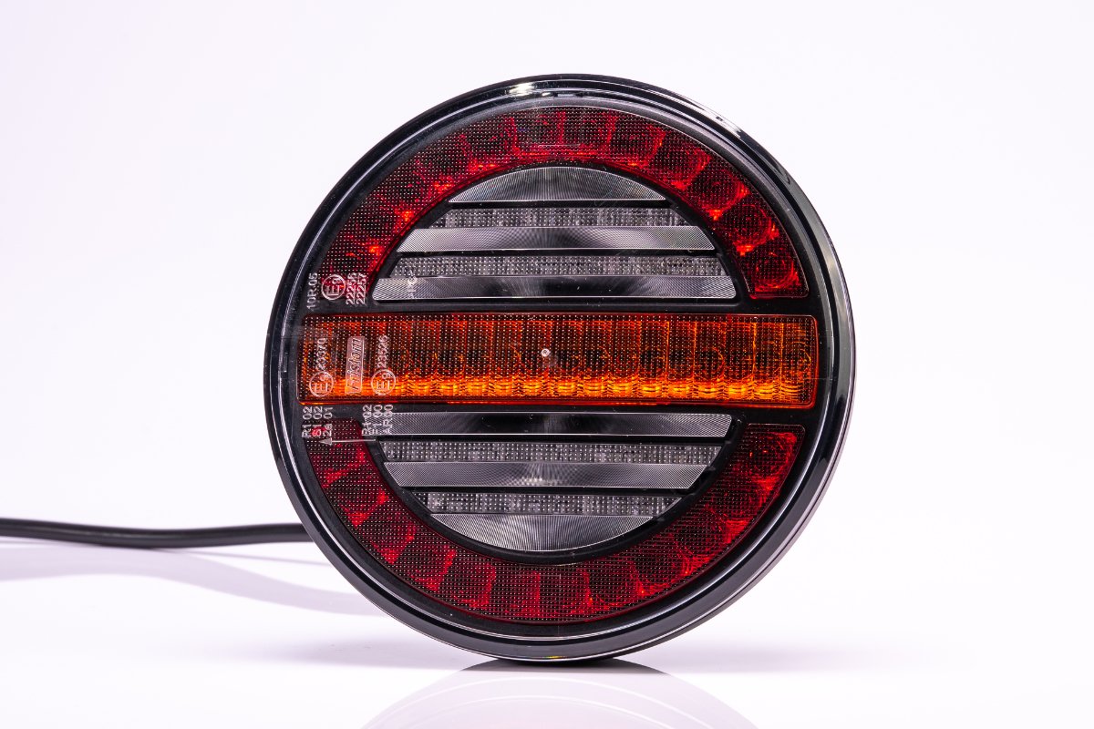 LED žibintas, bėgantis posūkis universalus 12-36 – FT-213LED DI